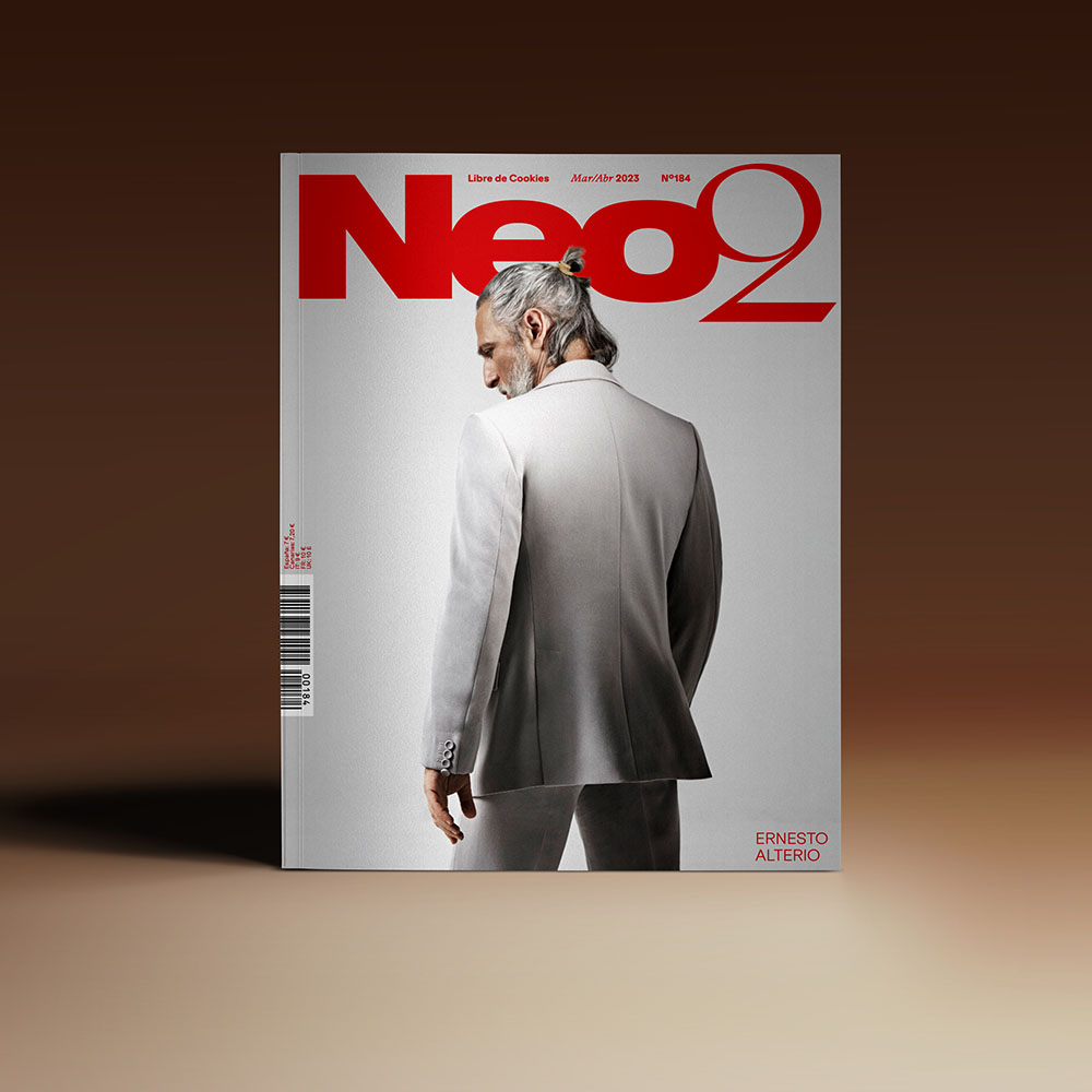 Neo2 184 portada de Ernesto Alterio