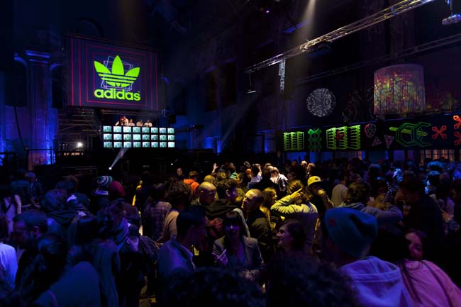 1 adidas all originals represent ADIDAS PARTY FLASHES
