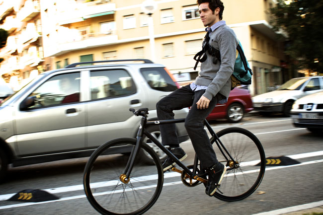 1 bench pedal mensajeros barcelona BENCH & PEDAL