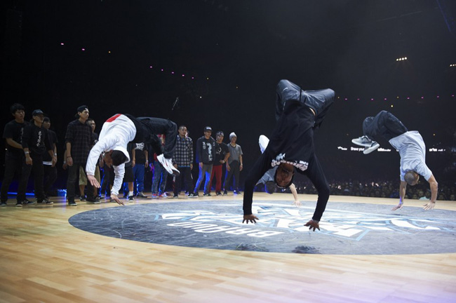 14-braun-cruzer-boty-2011-final BRAUN LOVES TO BREAK