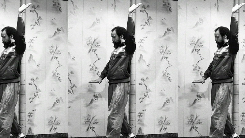 Estados alterados: música y proceso creativo: fotograma de la película Milford Graves Full Mantis.