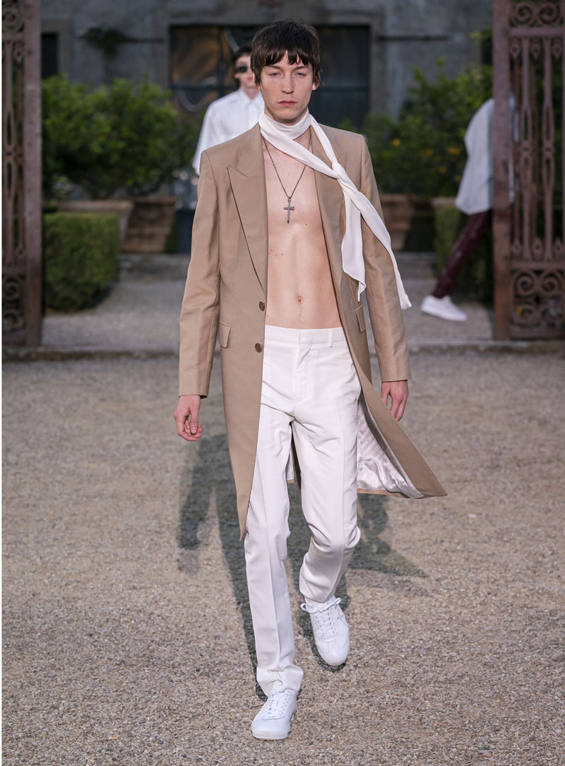 Givenchy Men SS 2020, un show de contrastes