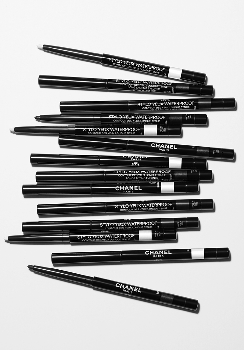 La nueva línea de maquillaje de Chanel es en blanco y negro