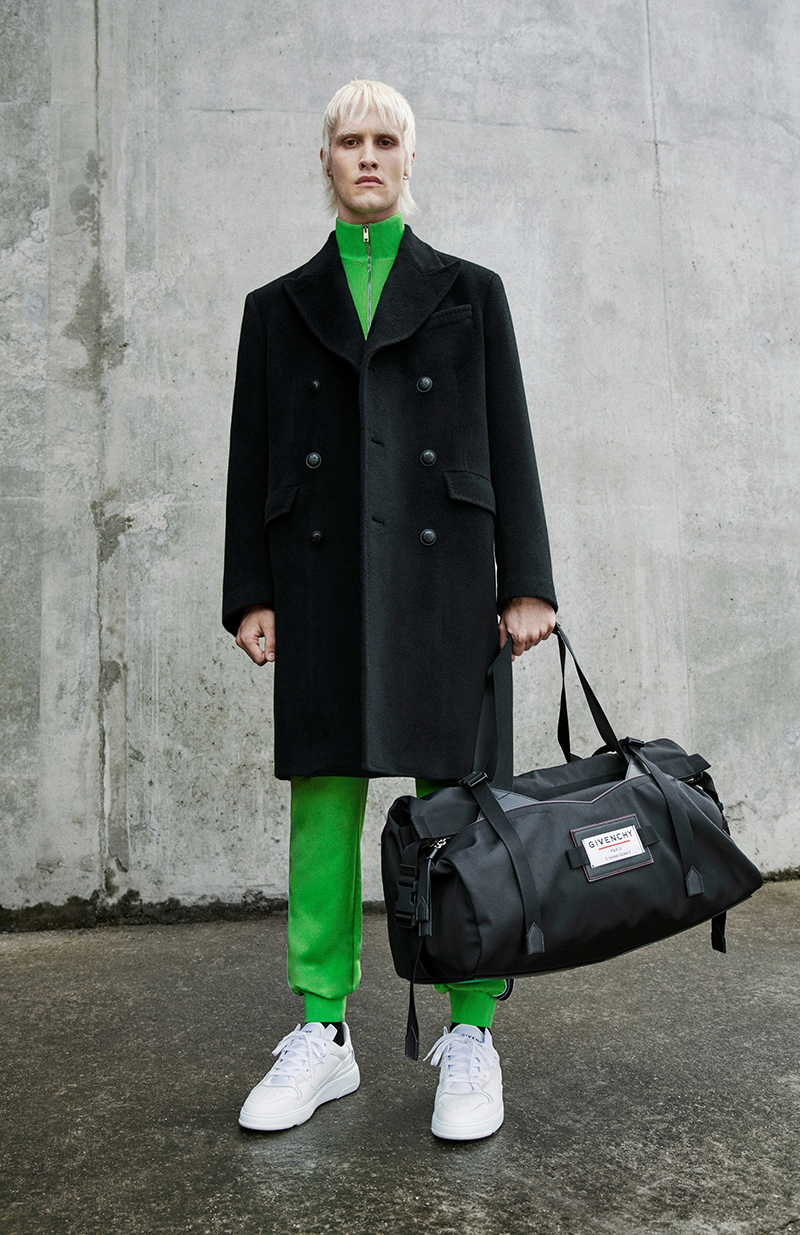 La nueva línea de bolsos para hombre de Givenchy