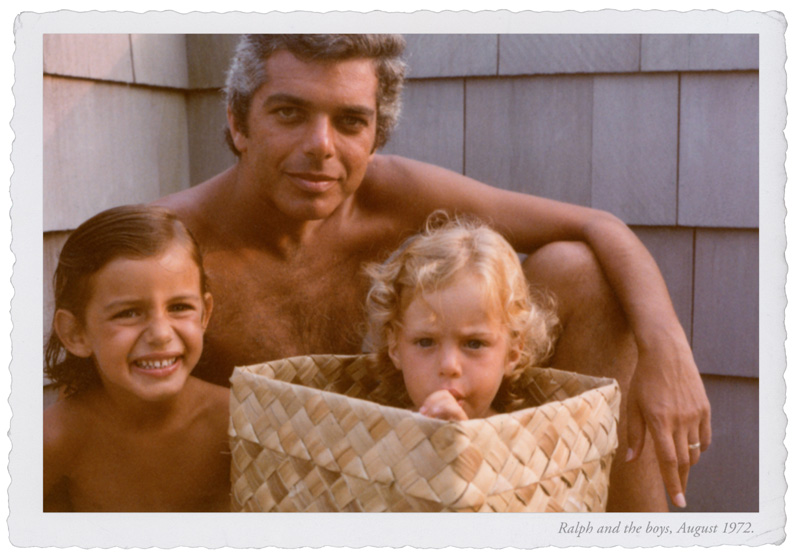 Ralph Lauren junto a sus dos hijos.