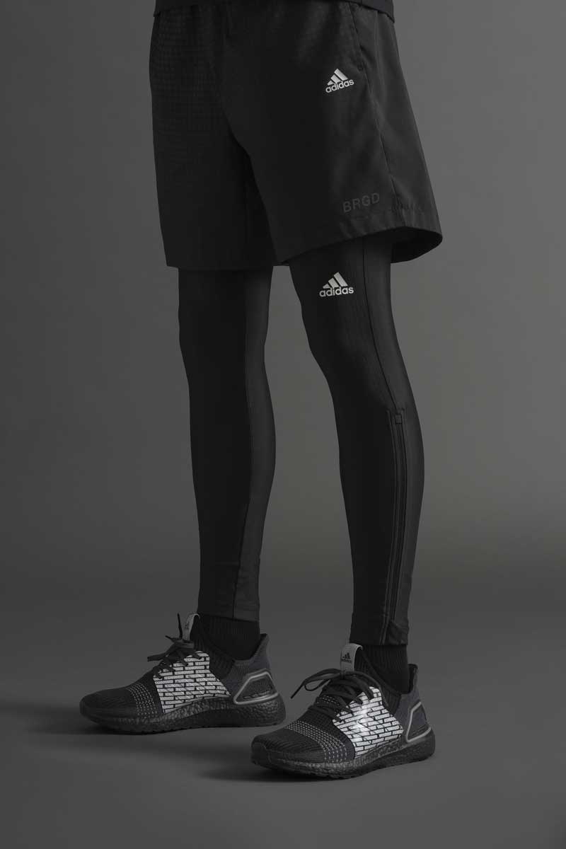 Adidas x Neighborhood, para runners in black