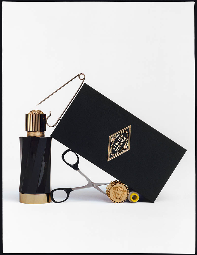 Atelier Versace y su perfume de Alta Costura