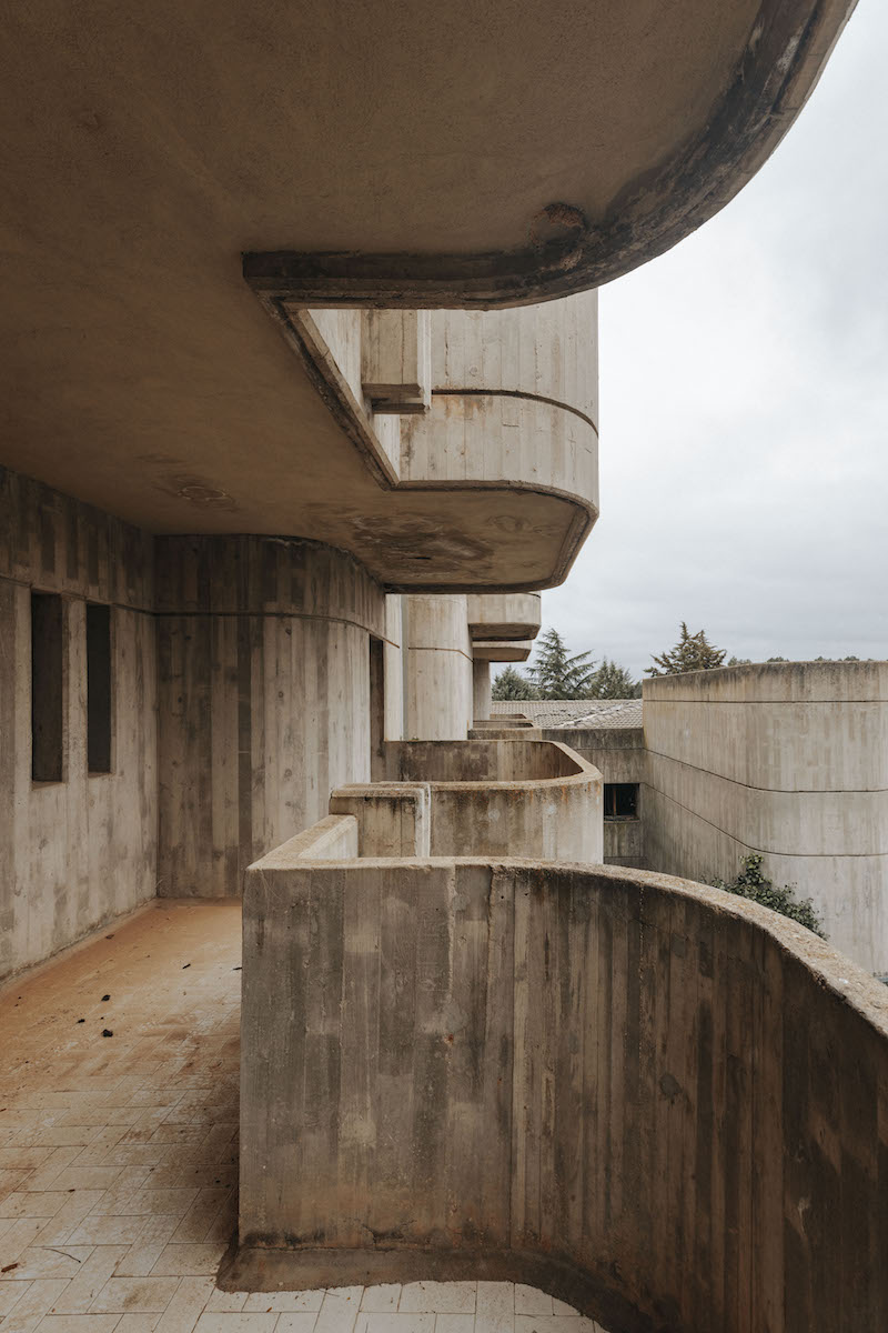 Hotel Claridge: Arquitectura brutalista en venta