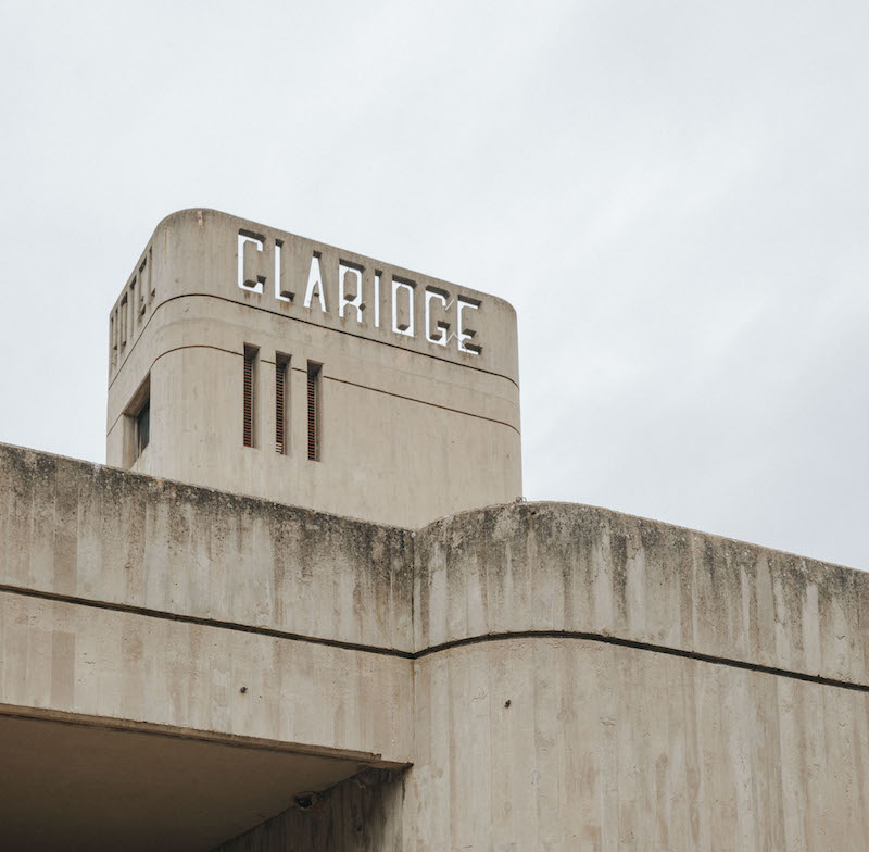 Hotel Claridge: Arquitectura brutalista en venta