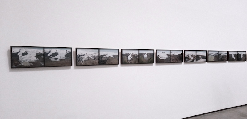 Olafur Eliasson - parejas de fotos de glaciares realizadas en 1999 y en 2019, veinte años despues