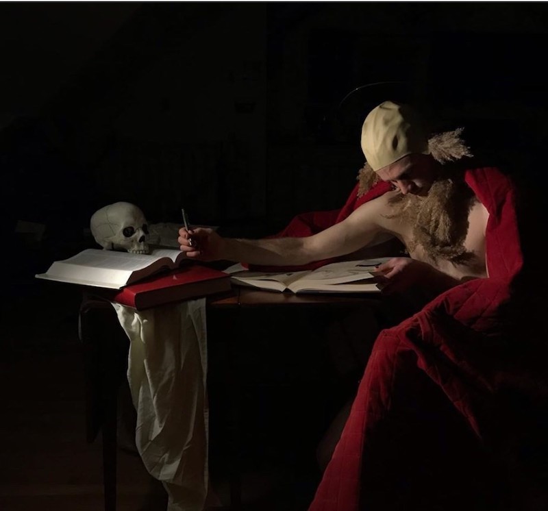 covidclassics recreación de El Escritorio de San Jeronimo de Caravaggio