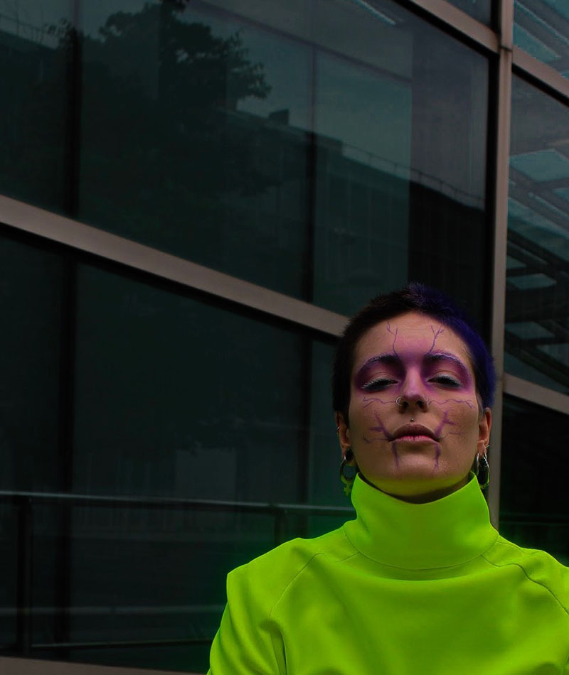 Hagui Jahzeel jovenes diseñadores de moda emergentes