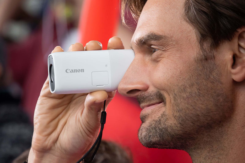 PowerShot Zoom de Canon: Híbrido de prismáticos y cámara