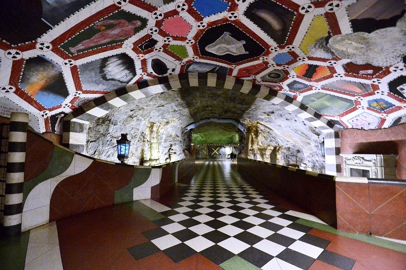 El metro de Estocolmo, un museo de arte subterráneo