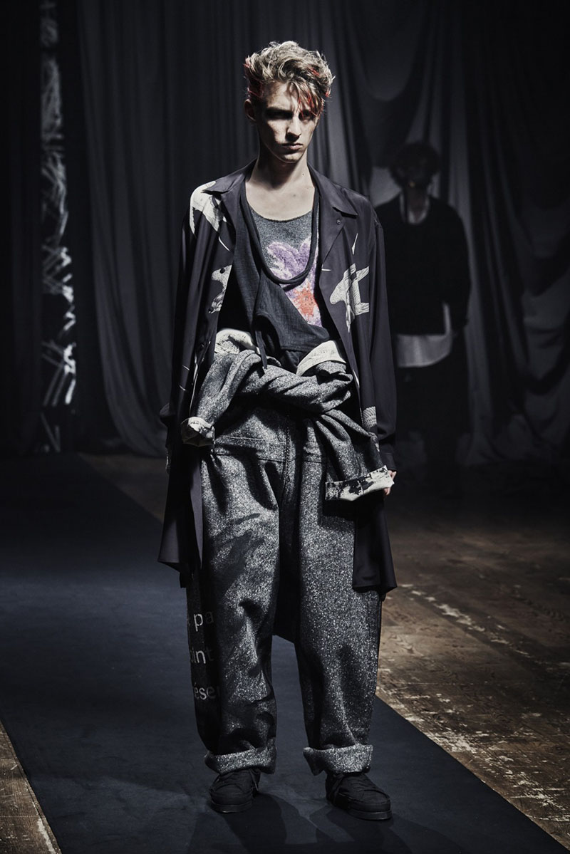 Yohji Yamamoto Pour Homme FW21 Paris Fashion Week