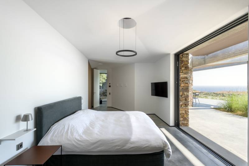 Deca Architecture Hourglass Corral: dormitorio con vistas al paisaje