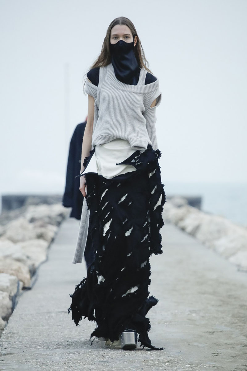 Rick Owens FW21 Womenswear desfile nueva colección Paris Fashion Week