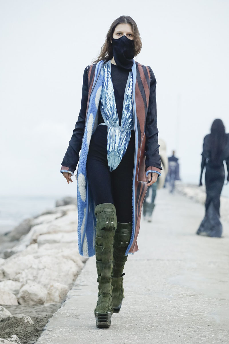 Rick Owens FW21 Womenswear desfile nueva colección Paris Fashion Week