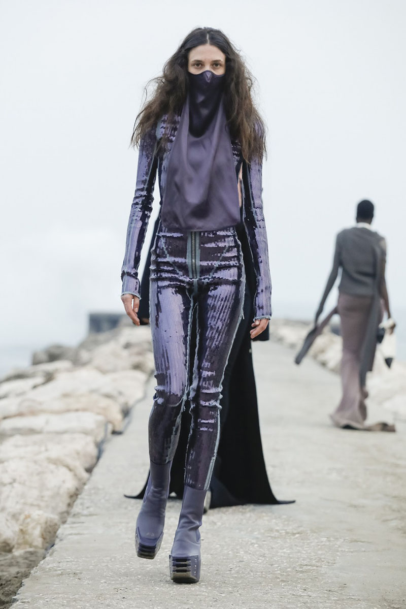 Rick Owens FW21 Womenswear desfile nueva colección Paris Fashion Week