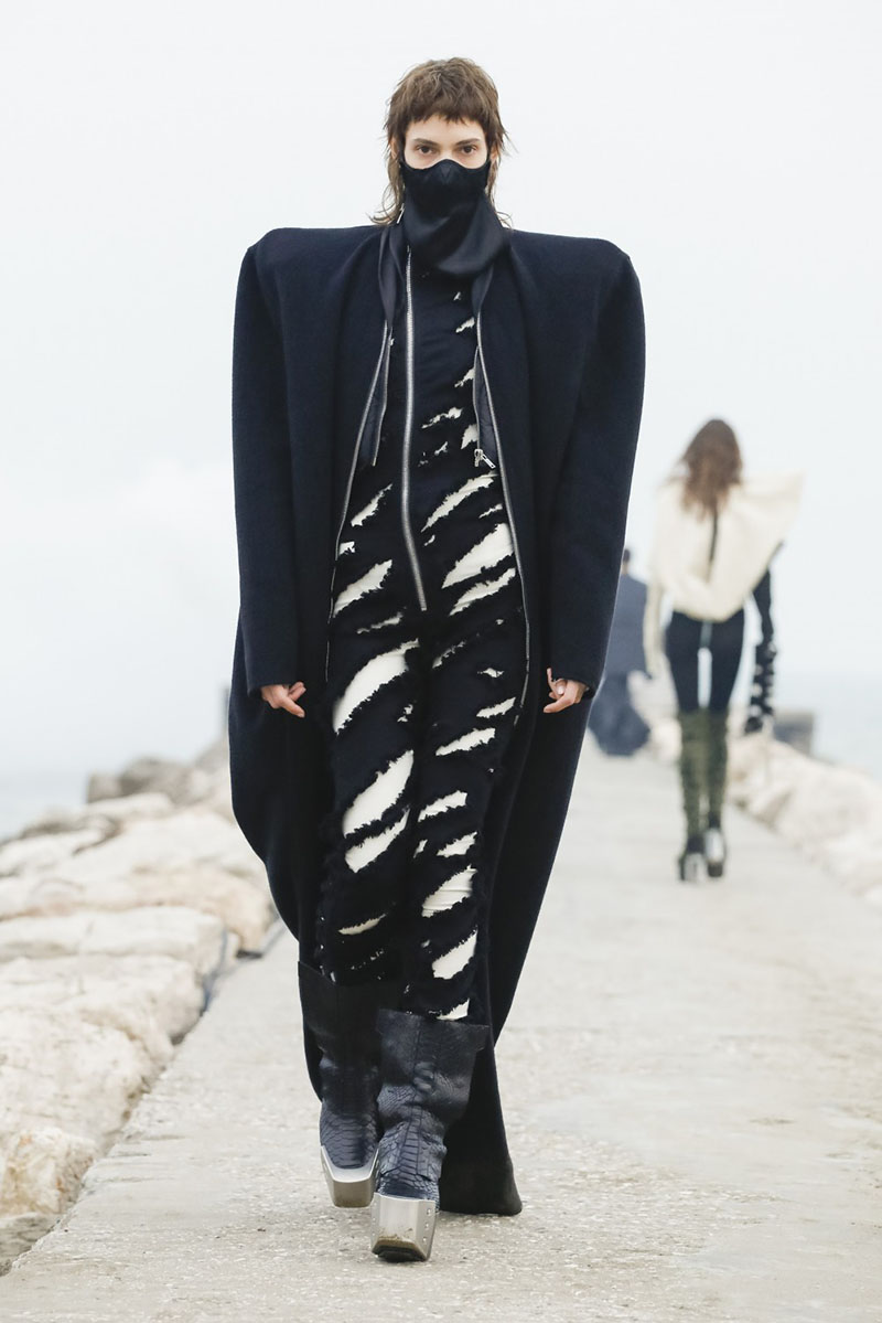 Rick Owens FW21 Womenswear en Paris Fashion Week