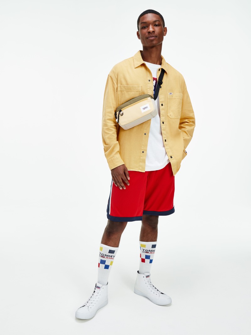 Tommy Jeans Primavera 2021:  Streetwear y Mucho Basket