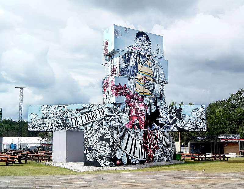 Lula Goce: gran mural realista en fachada