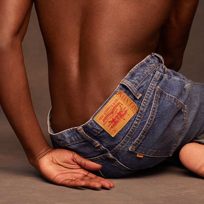 Los jeans de los 70’s vuelven con Levi’s x Valentino
