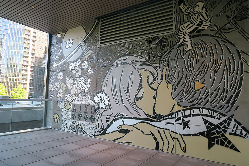 Lady Aiko - mural en una pared de una abitación estilo japonés