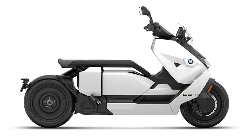 La futurista moto eléctrica BMW CE 04 hecha realidad