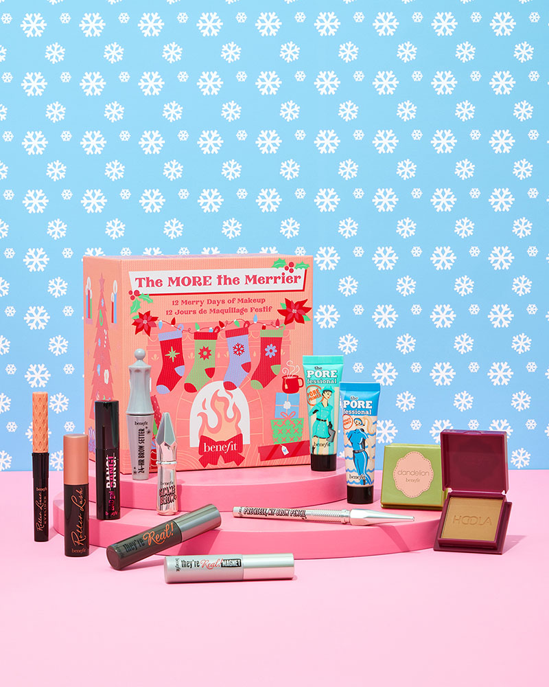 Esta Navidad acierta 100% con los kits de Benefit Cosmetics