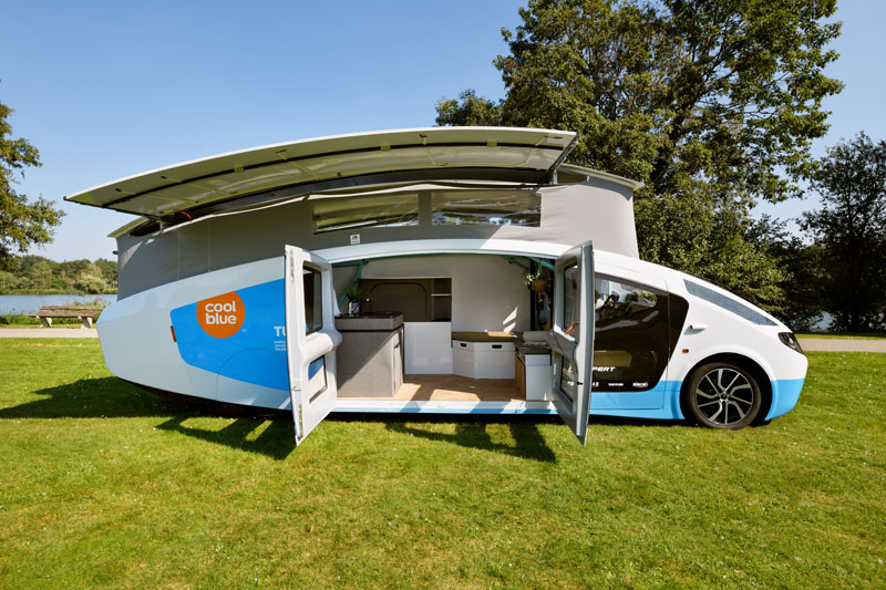 El primer coche-vivienda con energía solar llega a Madrid