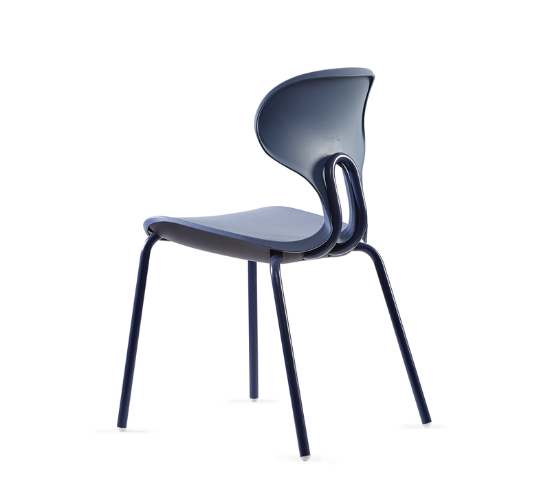 Silla Albert de Alegre Design, vista trasera de silla azul. Versión básica con 4 patas.