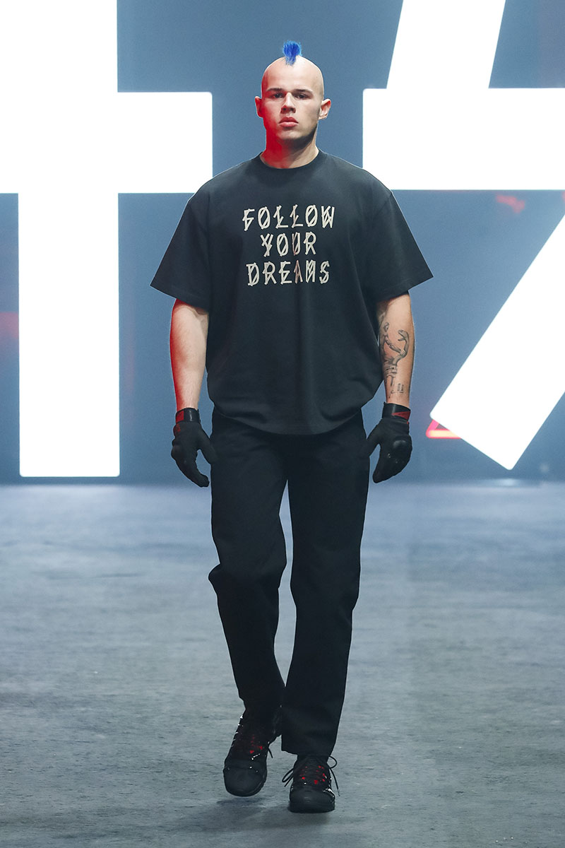 El debut de Kobosil en Milan Fashion Week: 44 Label Group