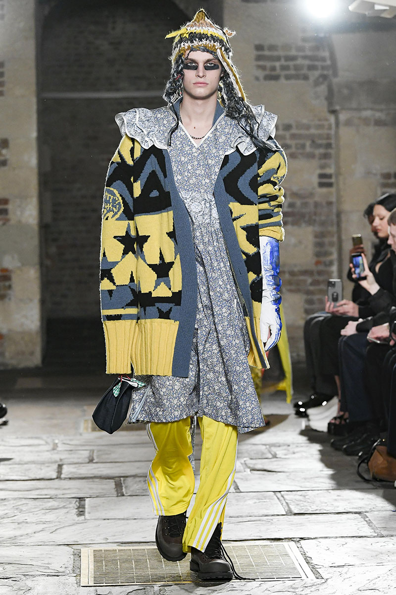 Matty Bovan AW22 en London Fashion Week: 