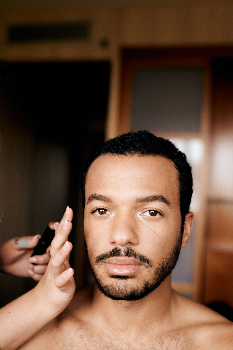 Sergio Momo o cómo maquillar a un hombre por Chanel Beauty