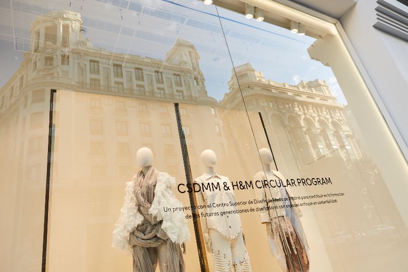 H&M añade en su escaparate los diseños de CSDMM
