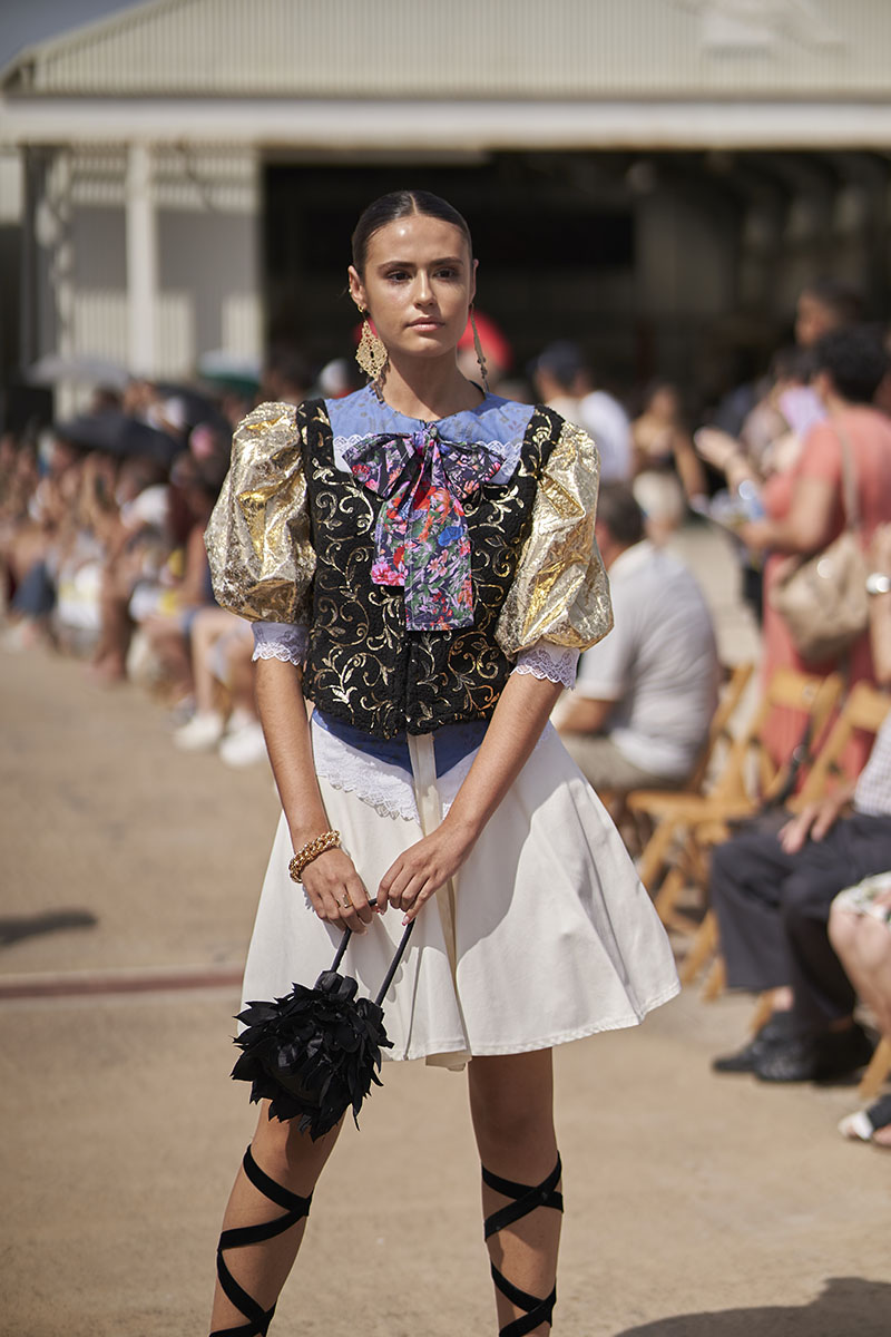 ESDi desfile Aspectos Desobedientes