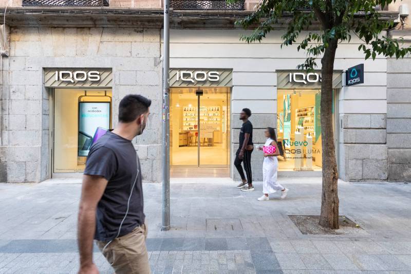 La nueva tienda Madrid IQOS se abre sin humos en Fuencarral