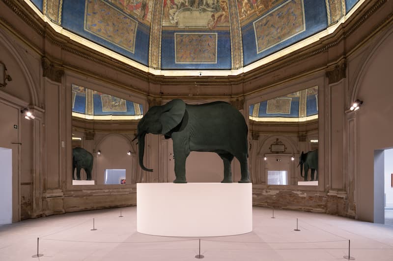 59ª Bienal de Arte de Venecia, I: 'La leche de los sueños'