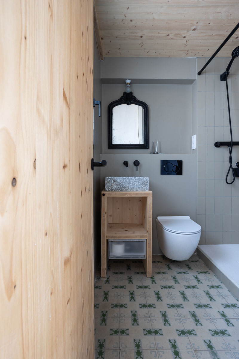 Mini Apartamento 5Lab: el cuarto de baño con ducha