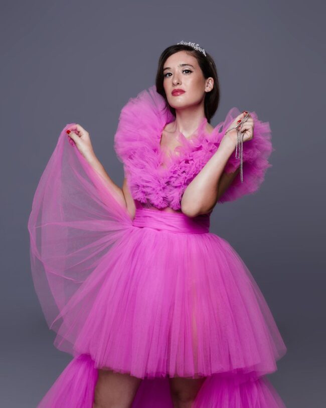 Victoria Martín presenta su podcast en solitario "Malas Personas"