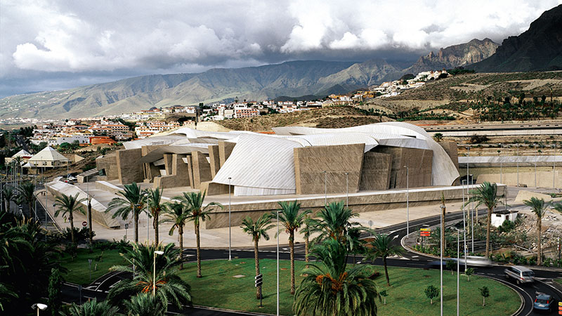 Qué hacer en Tenerife: el edifico brutalista de palacio de congresos Magma