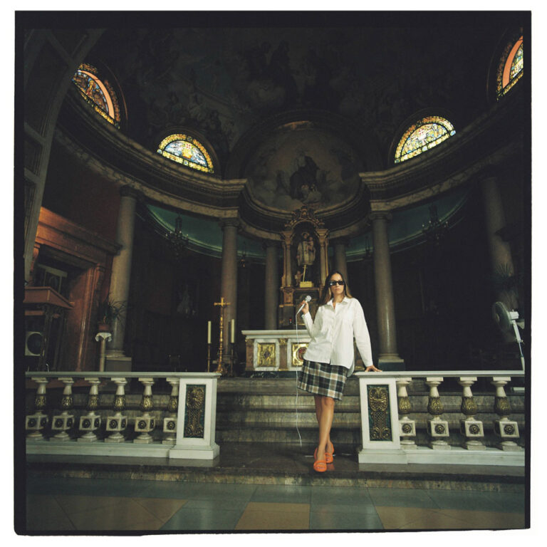 Rigoberta Bandini proclamada Emperatriz del imperio del pop español