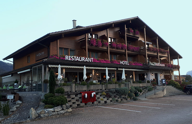 Interlaken - Jungfrau - imagen de hotel de madera alpino