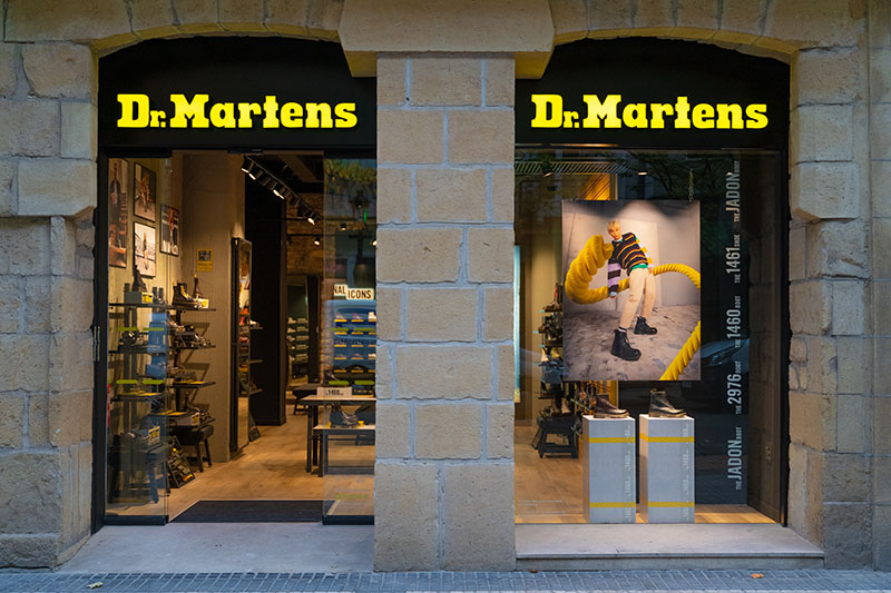 monstruo delicadeza Duquesa Dr. Martens en España: Nueva tienda oficial en San Sebastián