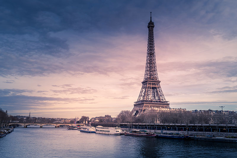 La mejores webs y apps para aprender y practicar idiomas: una imagen de París