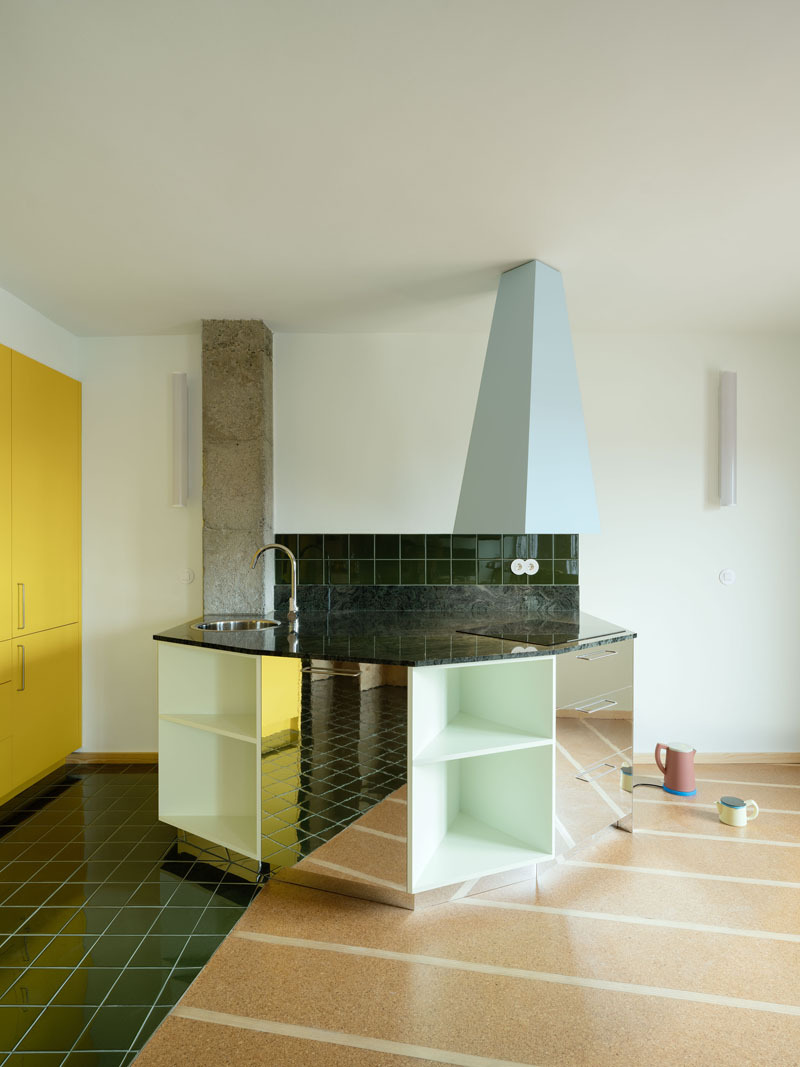 bear arquitectos dis ordered proyecto: imagen una cocina sobre dos suelos diferentes