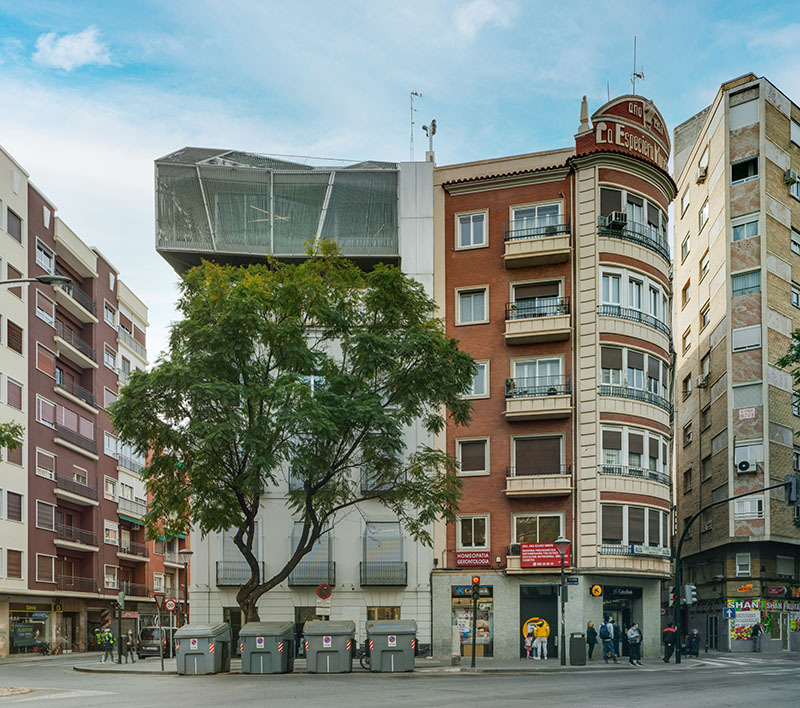 Edificio Baltasar, la biofilia de Santa-Cruz Arquitectura
