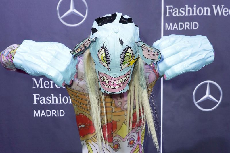 Charlie Smits viaja del cómic a la moda y desfila en Madrid