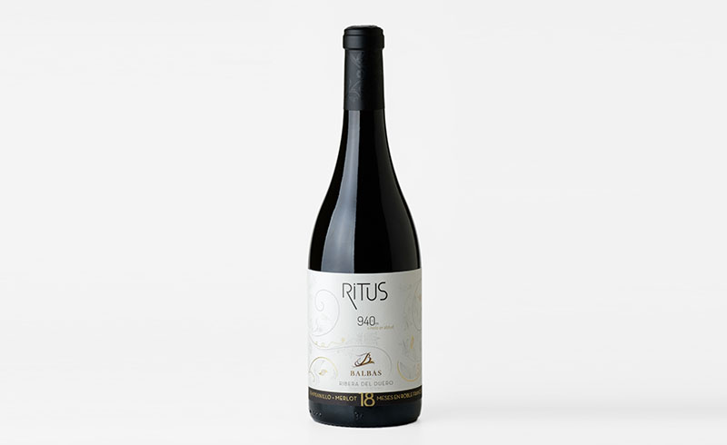 Bodegas Balbás: una botella de vino tinto Ritus